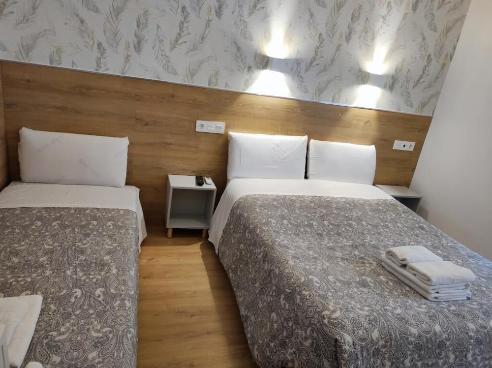 Triple Room, City View