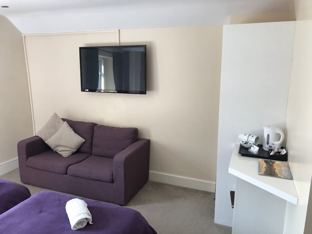 Twin Room (Room 3) photo 2