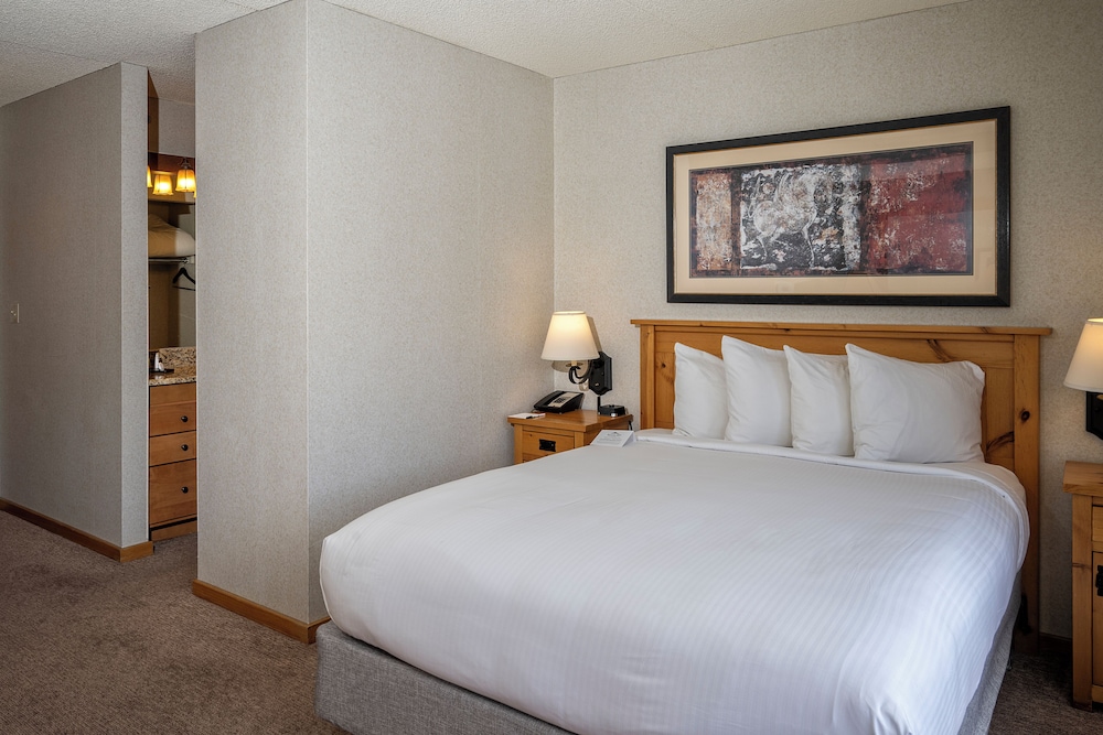 Suite, 2 Bedrooms, 2 Bathrooms, Mountainside photo 3