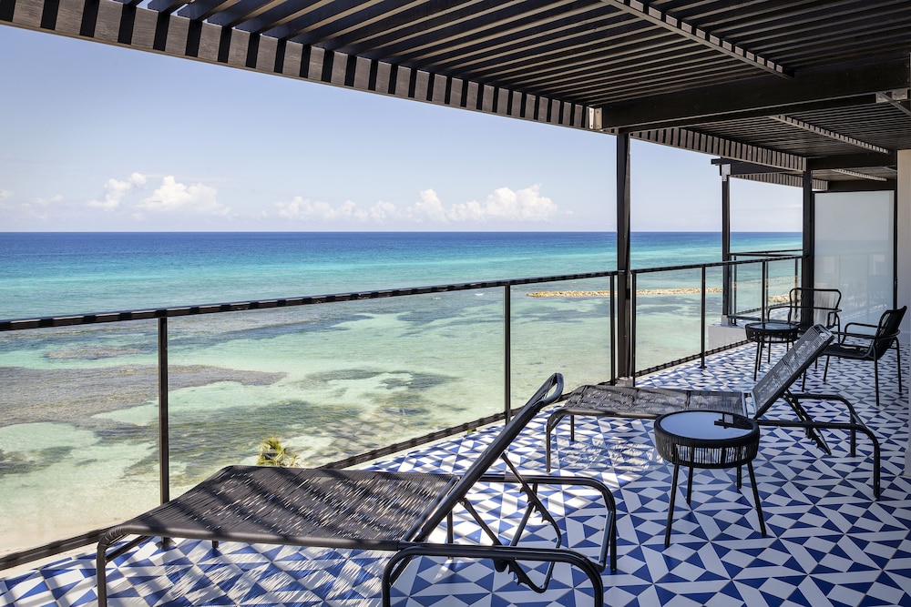 Privilege RoofTop Master Suite - Photo 4