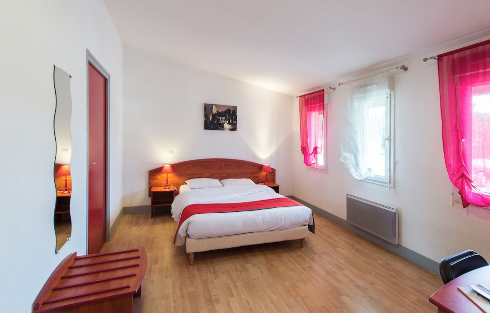 Classic Double Room, Private Bathroom, Park View photo 1