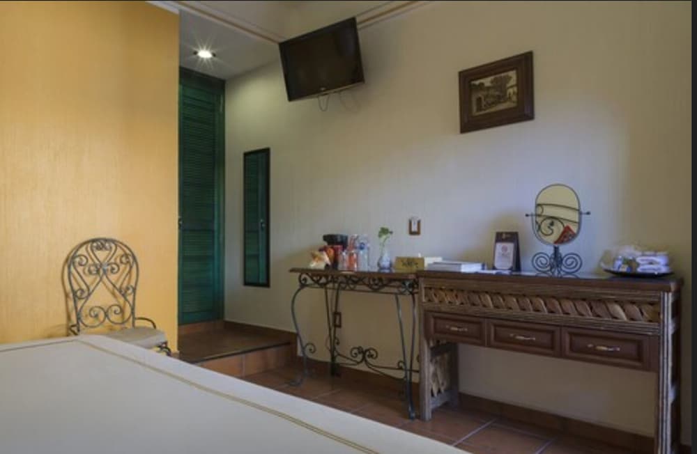 Superior Room - Photo 8