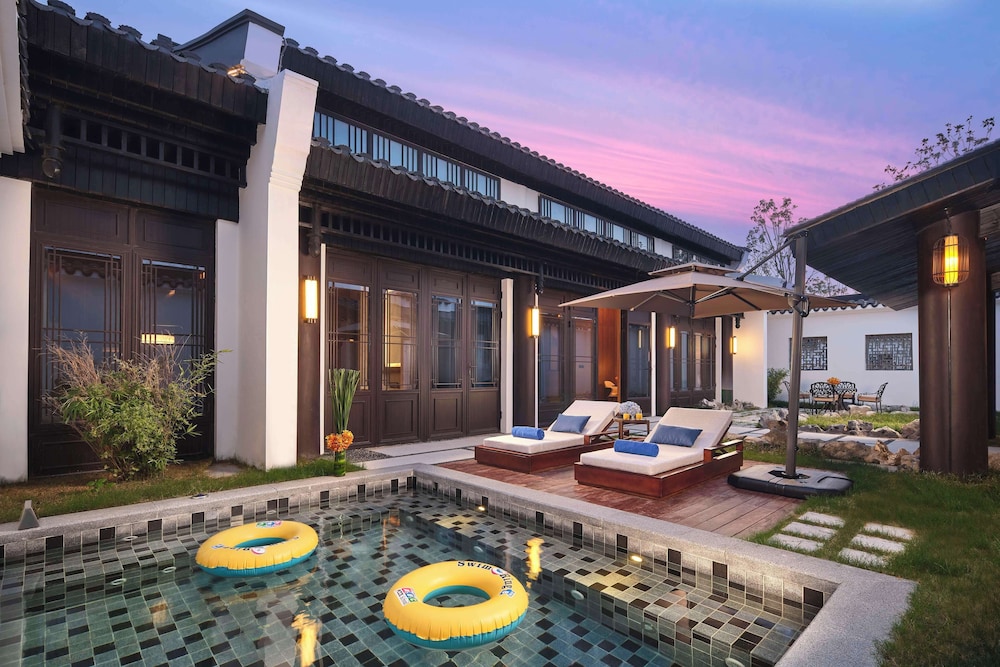 Presidential Villa, 1 King Bed
