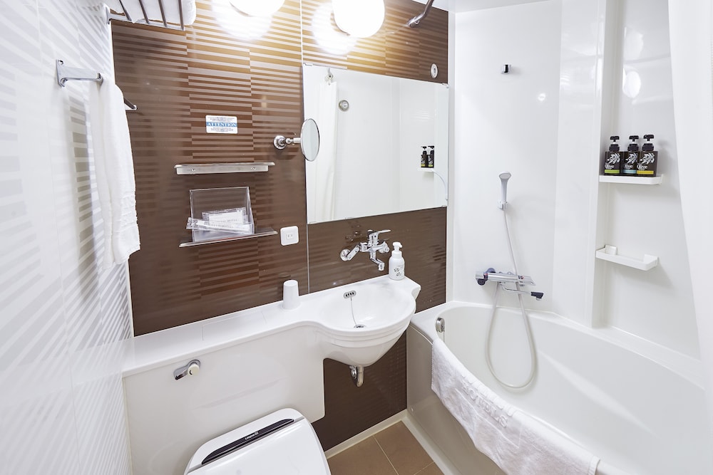 Standard Semi-Double Room, Non Smoking photo 3