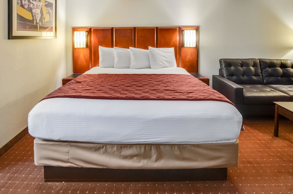 Room, 1 King Bed, Accessible, Non Smoking - Photo 2