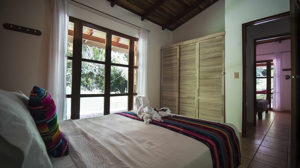 Family Villa, 3 Bedrooms, Private Pool photo 3