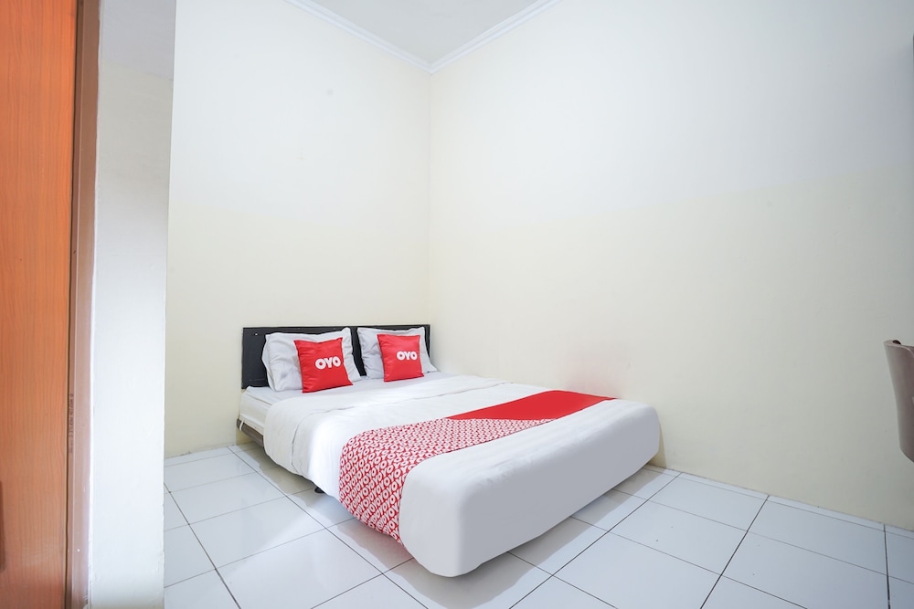 Deluxe Double Room - Photo 16