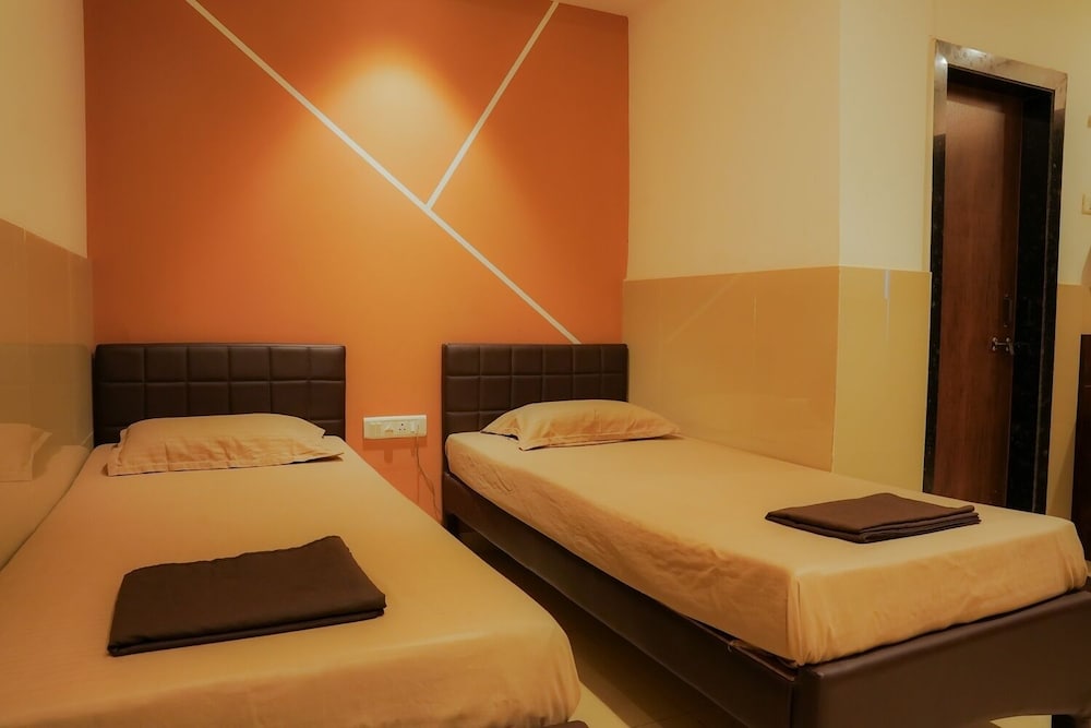 Deluxe Twin Room, 1 Double Bed, Balcony, City View
