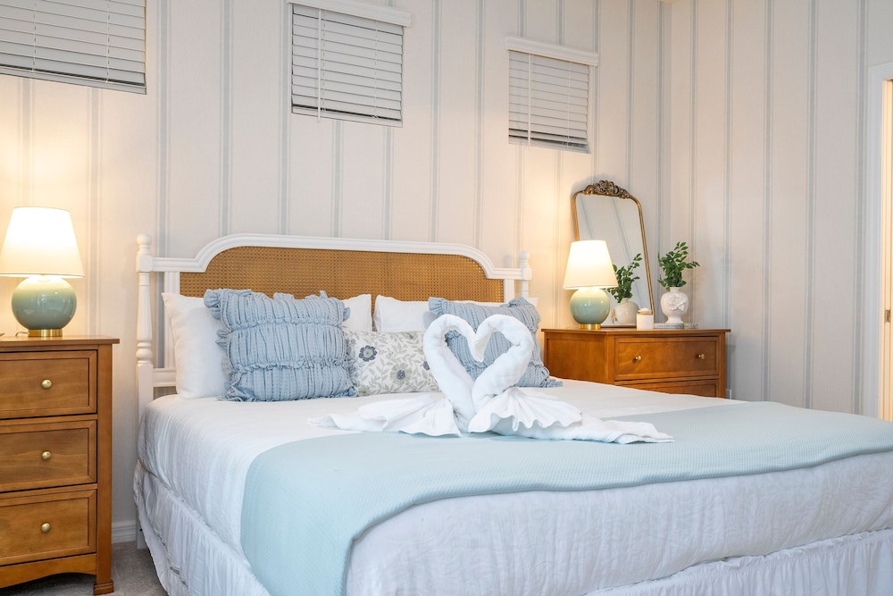 Stunning 5-bedroom Retreat in Windsor Island Resort, Photo 35