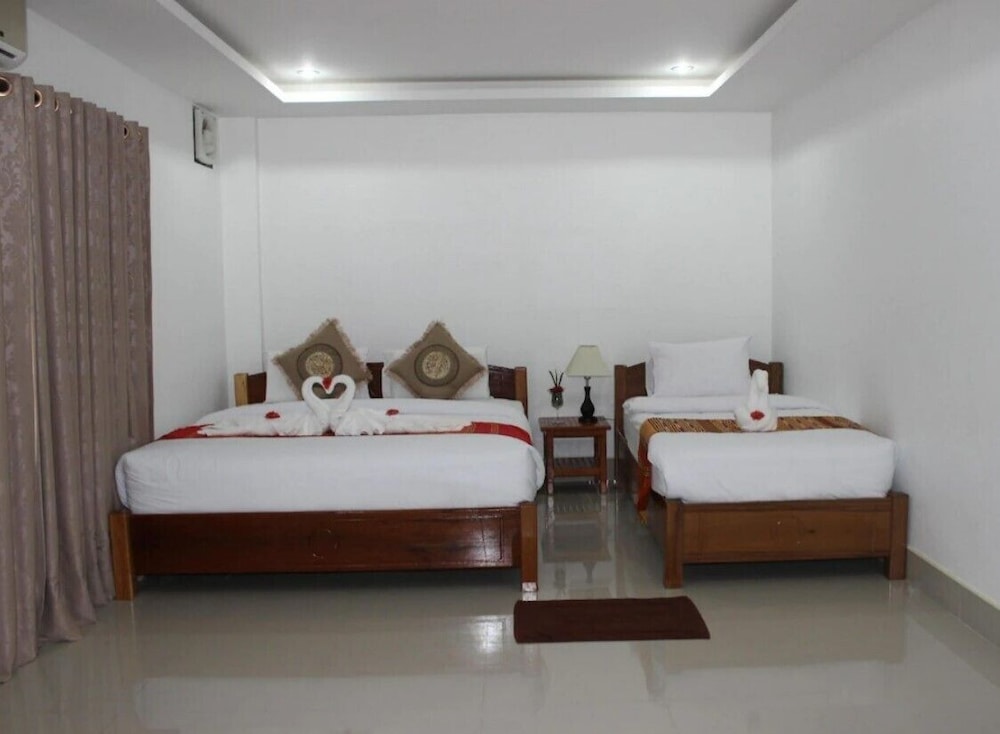 Basic Triple Room, 1 Bedroom, Air conditioning, Mountain View photo 2