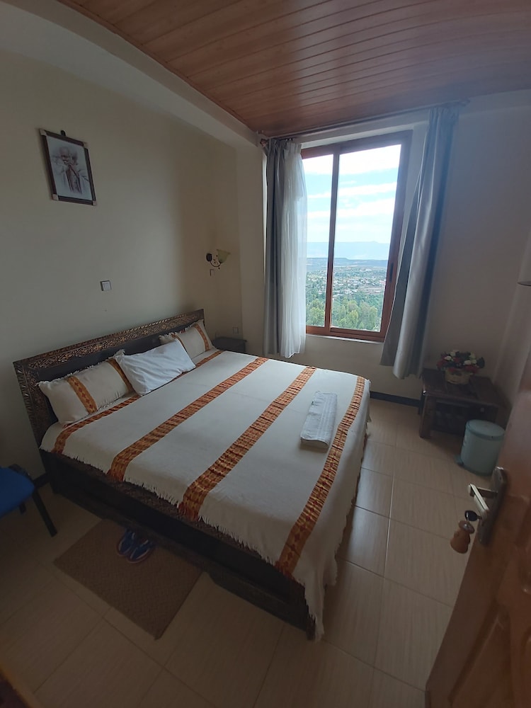 Honeymoon Room photo 3