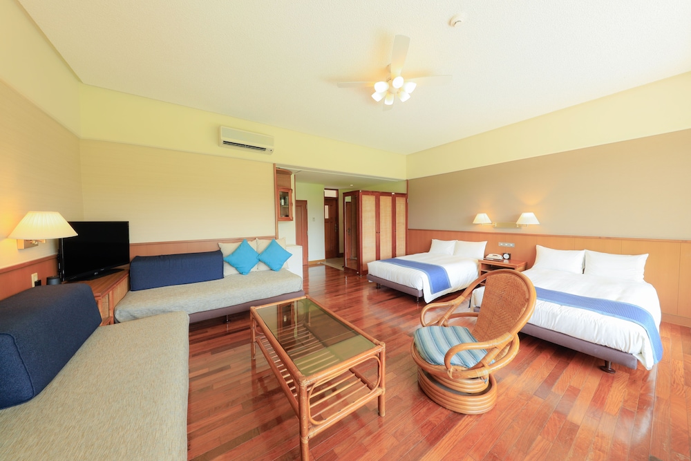 Standard Room, Non Smoking - Photo 2