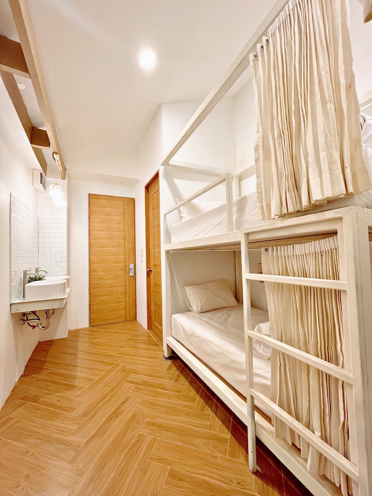 Basic Shared Dormitory, 1 Bedroom