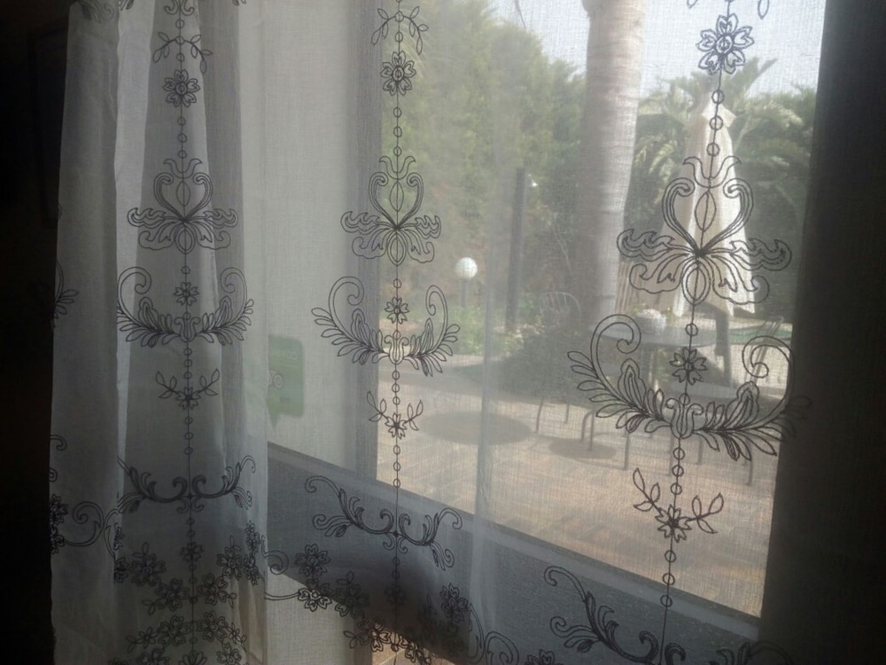 Deluxe Double Room, 1 Bedroom, Terrace, Pool View photo 3