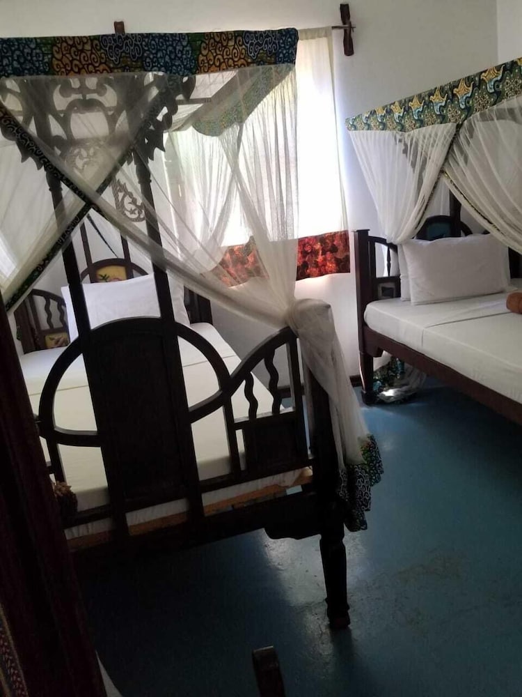 Standard Twin Room photo 1