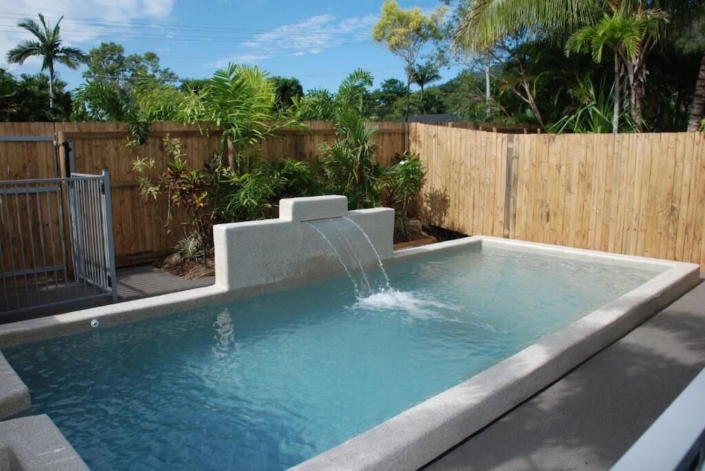 Three Bedroom Oasis Villa with Private Pool