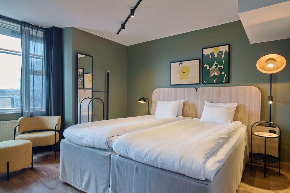Junior Suite, 1 King Bed with Sofa bed photo 1