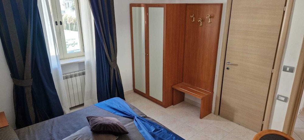 Classic Double or Twin Room photo 2