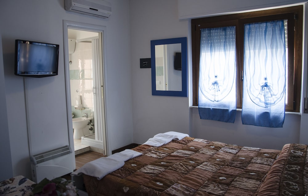 Classic Double Room, Balcony, Sea View