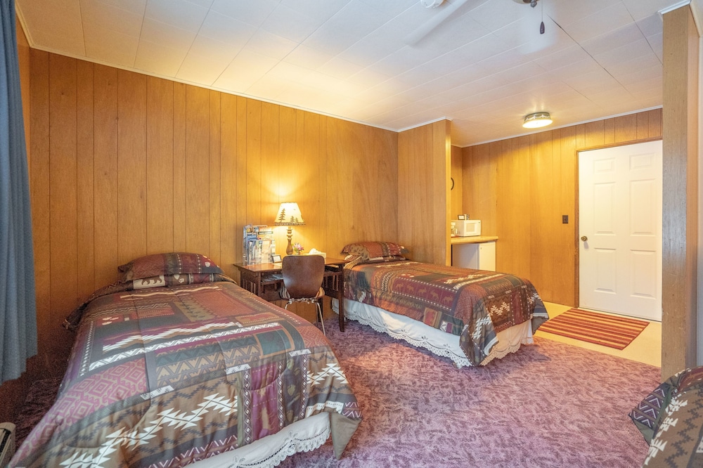 Family Quadruple Room photo 2