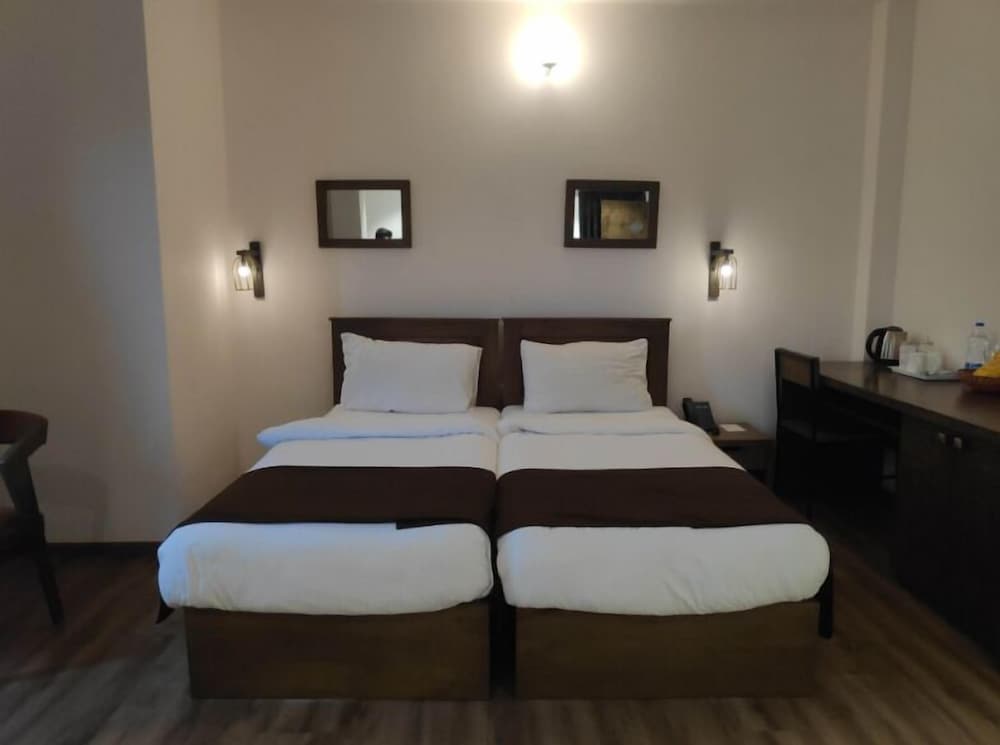Deluxe Twin Room - Photo 2
