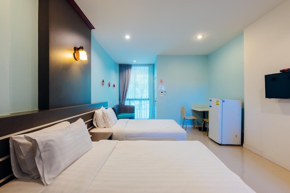 Standard Twin Room (B) photo 3