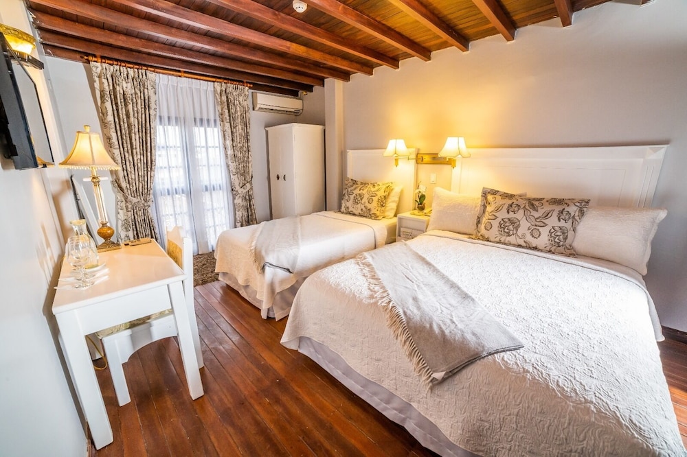 Double Room, 2 Twin Beds photo 2