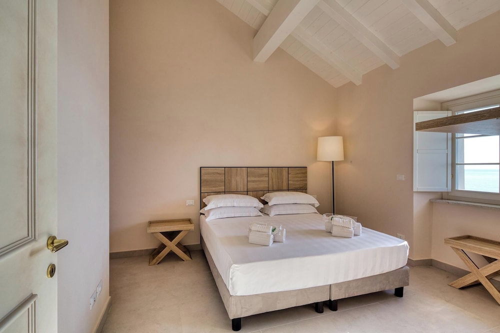 Deluxe Apartment, Sea View