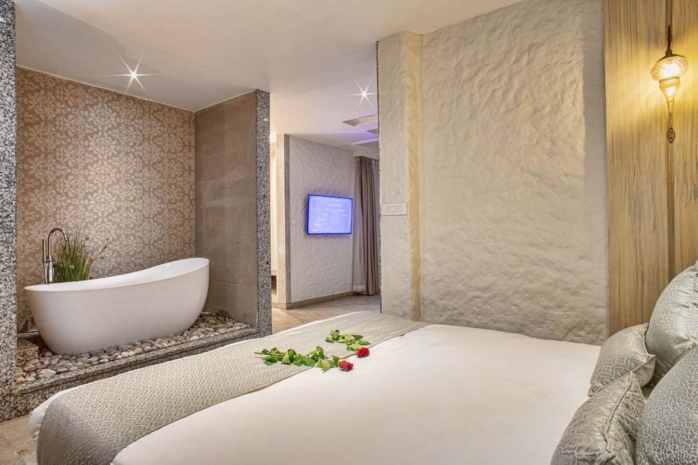 Penthouse - Photo 2