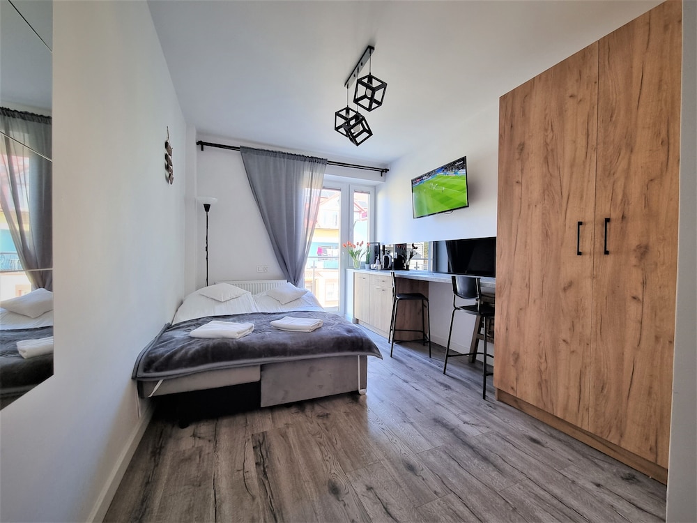 Basic Room (03)
