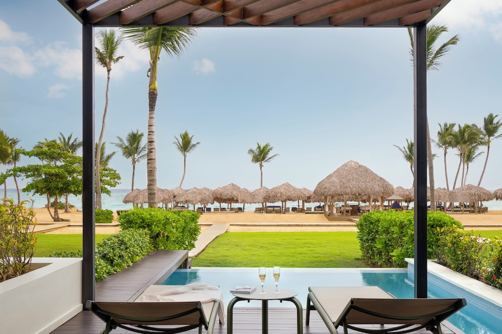 Excellence Club Beachfront Honeymoon Suite with Private Pool + 20% OFF SPA