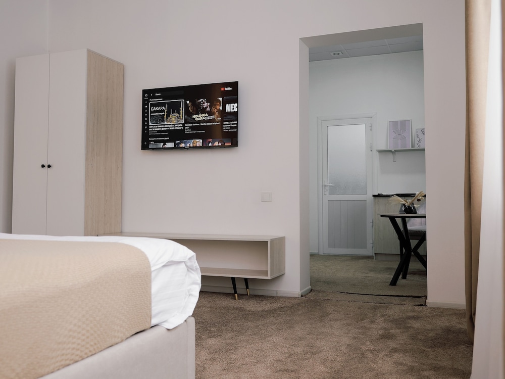 Deluxe Twin Room photo 2