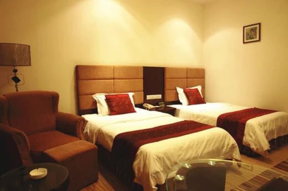 Standard Twin Room photo 3