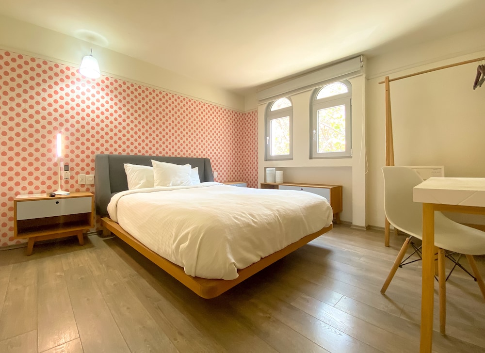 Double Room - Photo 12