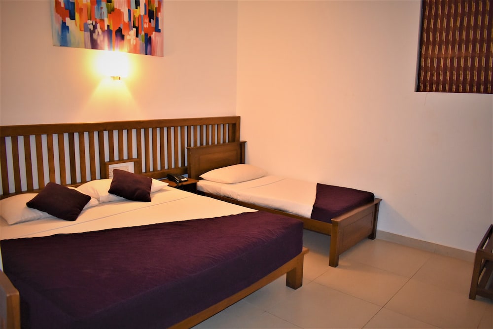 Standard Triple Room, 1 Bedroom photo 2