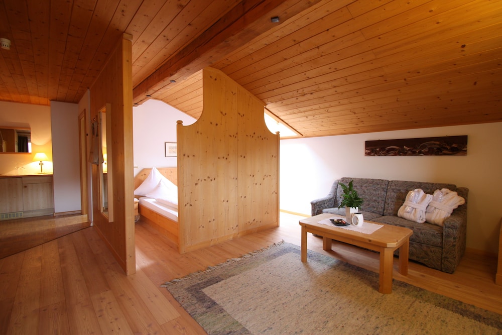 Superior Double Room, Balcony, Valley View (Schlern) photo 1