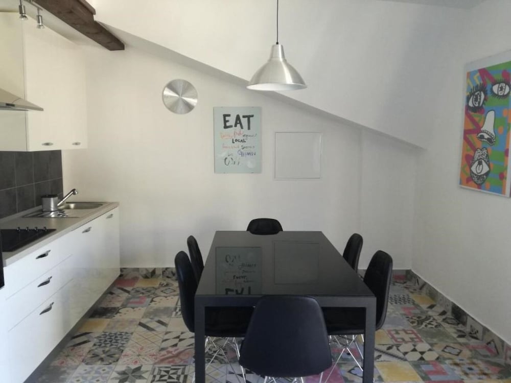 Apartment (Xena - comfort and spacious - A1 Grey)