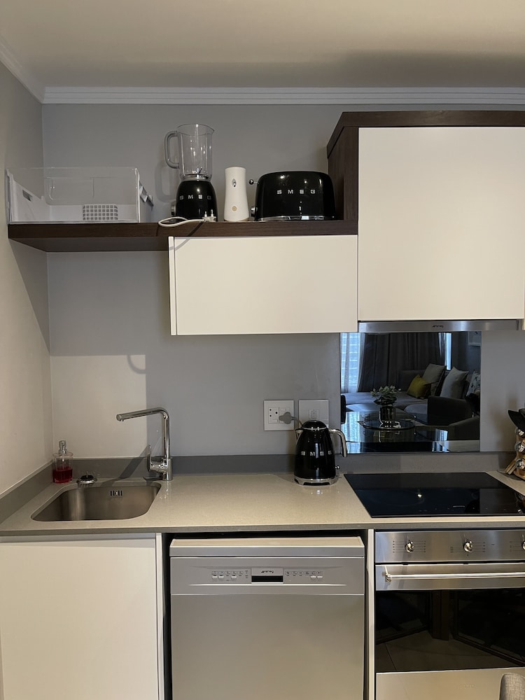 Luxury Apartment, 2 Bedrooms photo 3