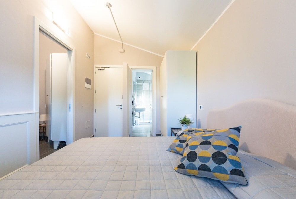 Superior Quadruple Room photo 2