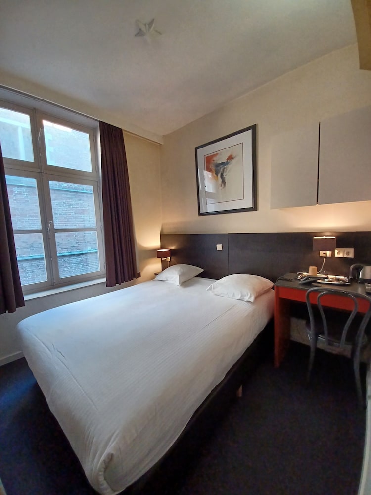 Economy Double Room photo 1