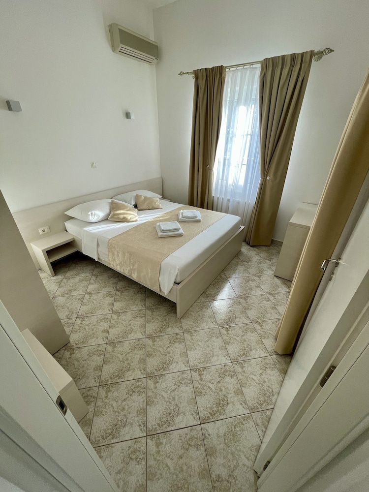 Classic Apartment, 1 Bedroom, Balcony