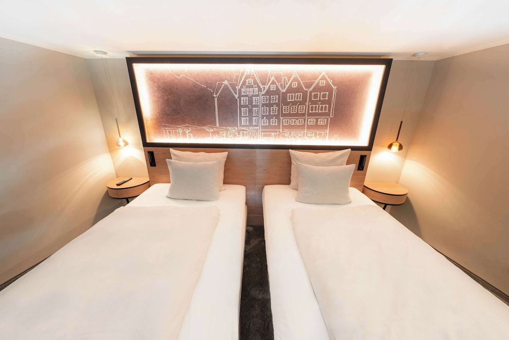 Suite, 2 Twin Beds (Tower Duplex) thumbnail 5