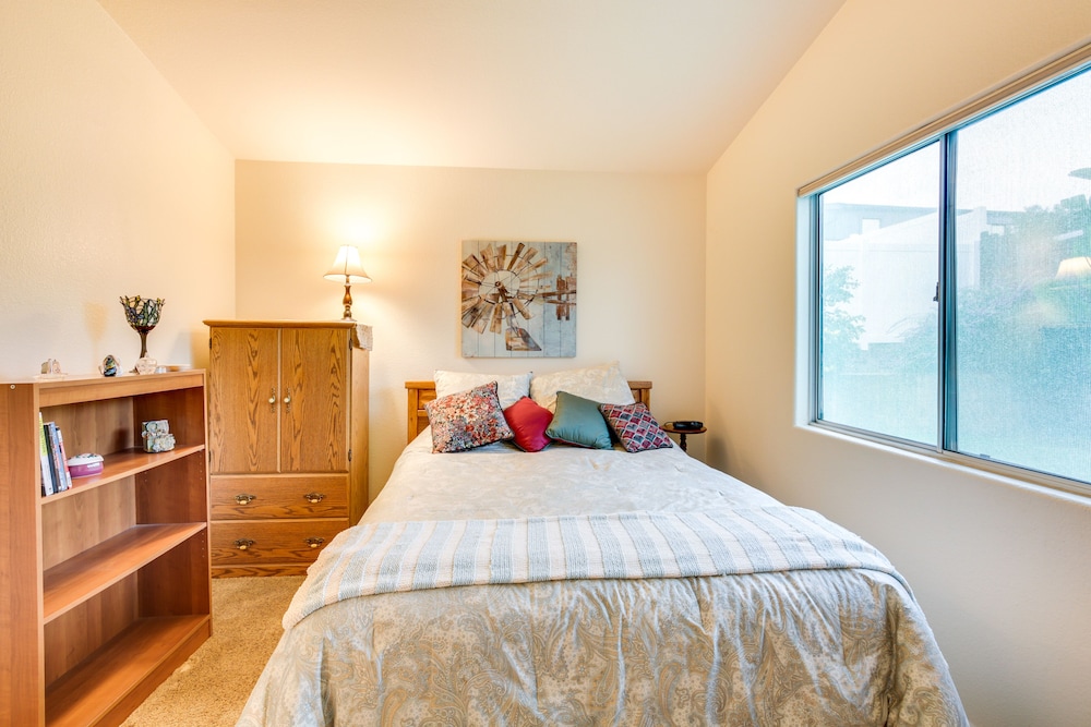 House (2 Bedrooms) photo 2
