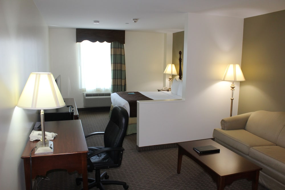Junior Suite, 1 Queen Bed, Non Smoking (with Sofabed) - Photo 3