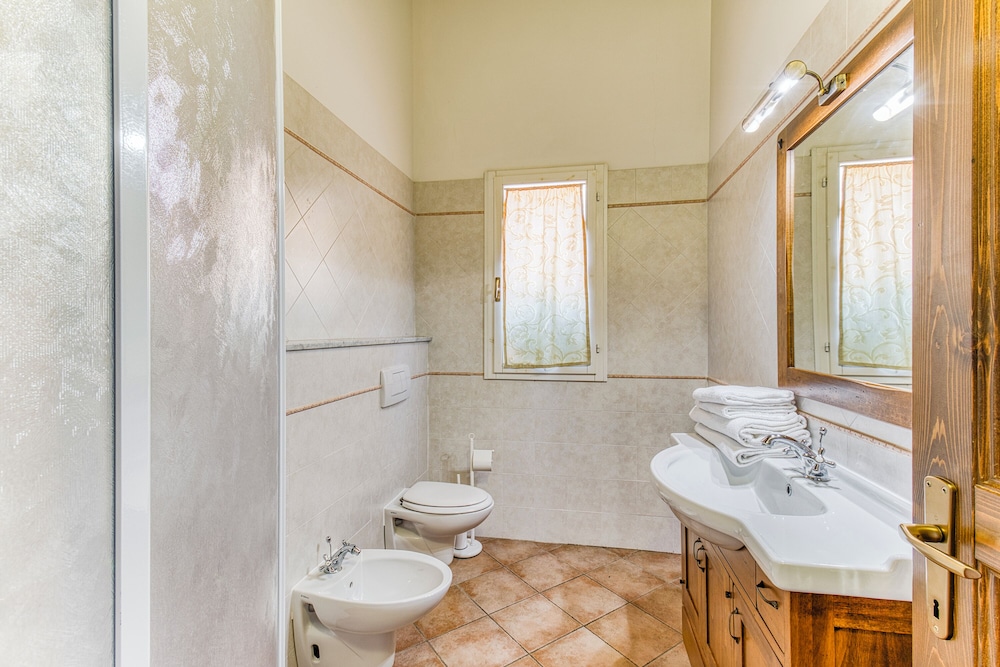 Family Apartment, 1 Bedroom, Mountainside (Uva Family Apt Shared Pool,Volterra) photo 3
