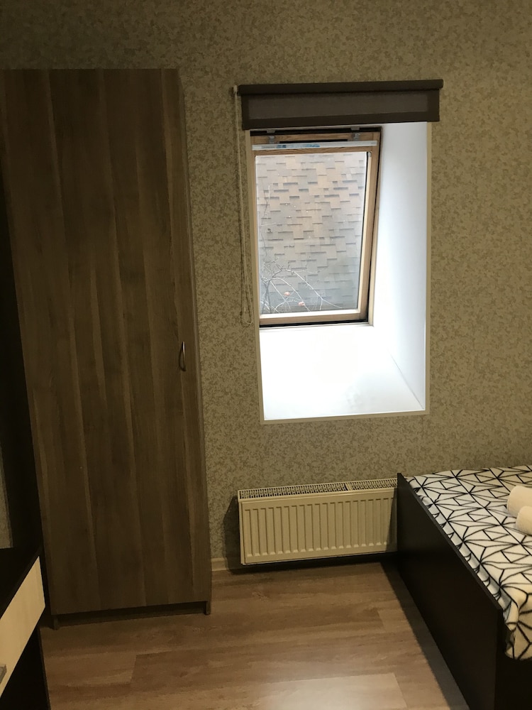 Single Room, Shared Bathroom photo 1