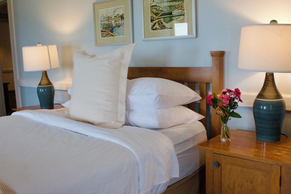 Deluxe Room, Ocean View photo 3
