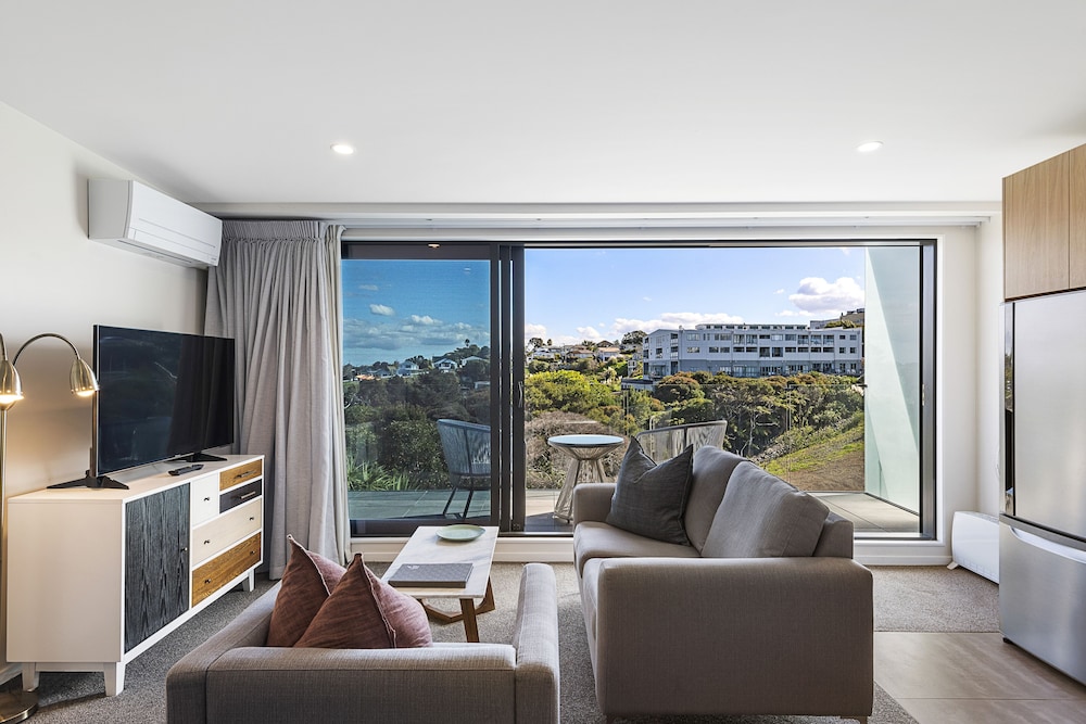 Aircon Superior Apartment