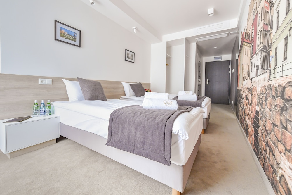 Standard Twin Room photo 2