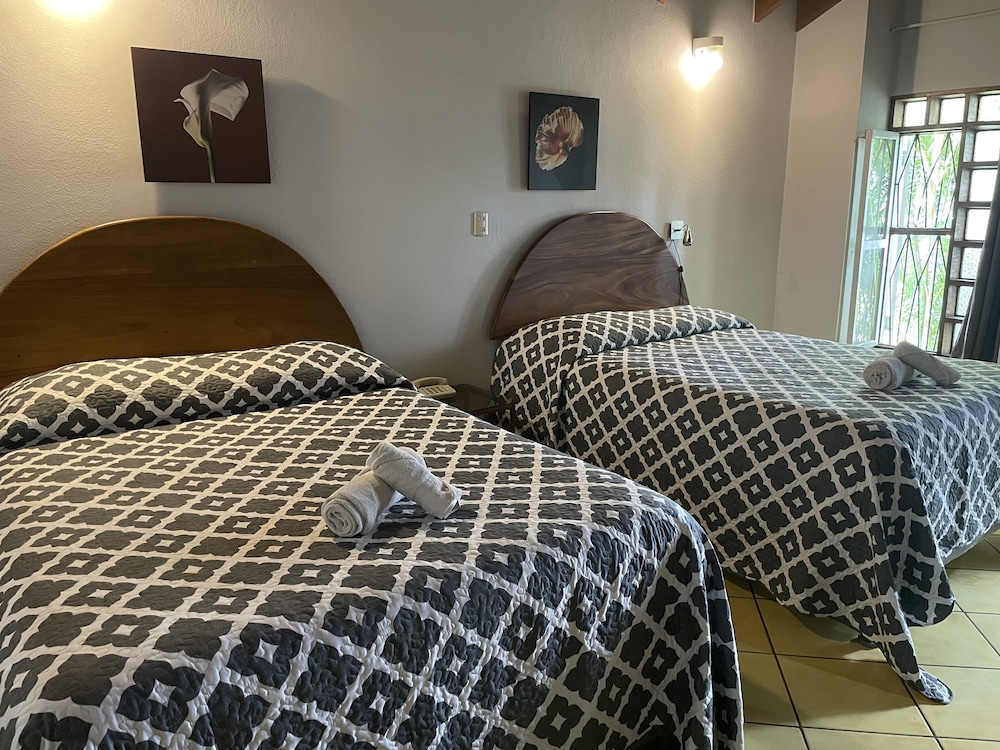 Superior Room, 2 Double Beds, Private Bathroom